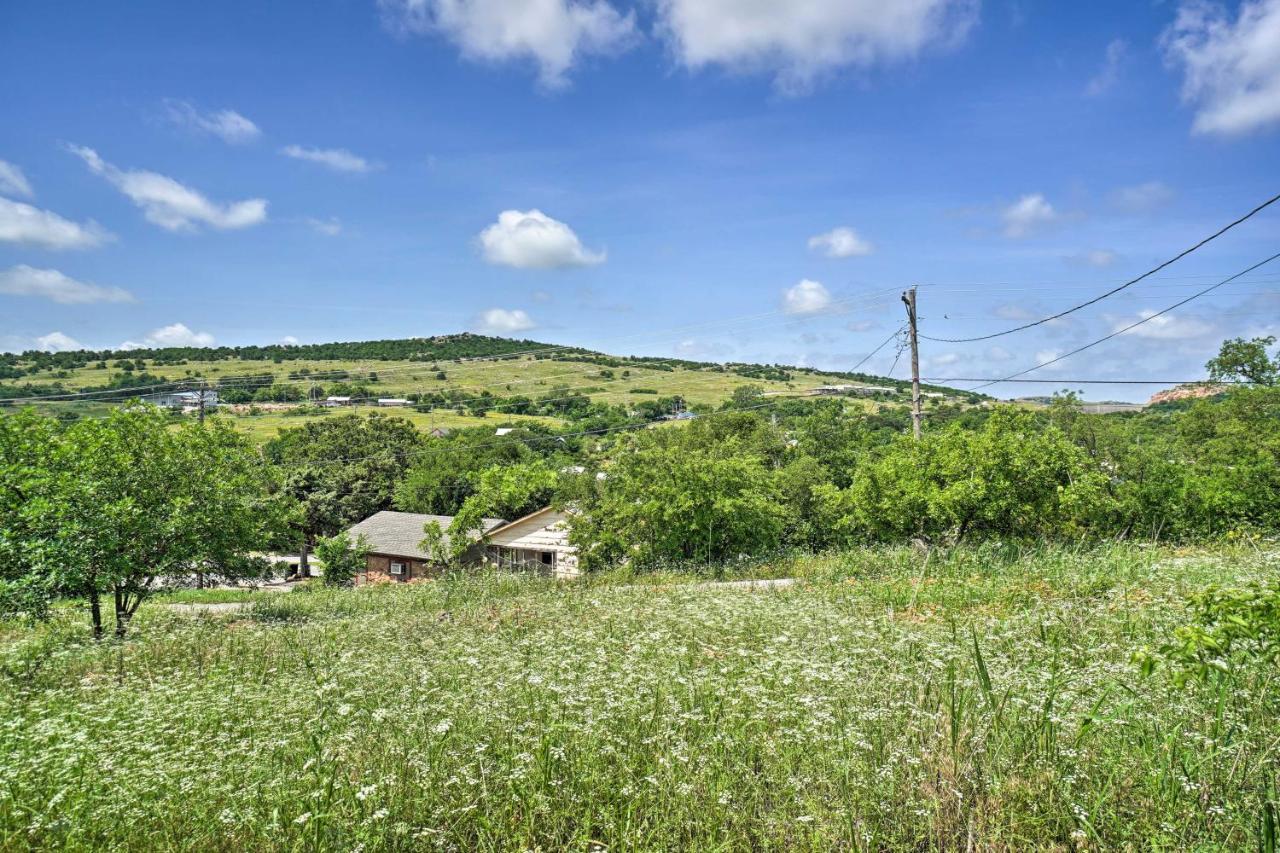 Enchanting Hilltop Cottage In Medicine Park! Экстерьер фото
